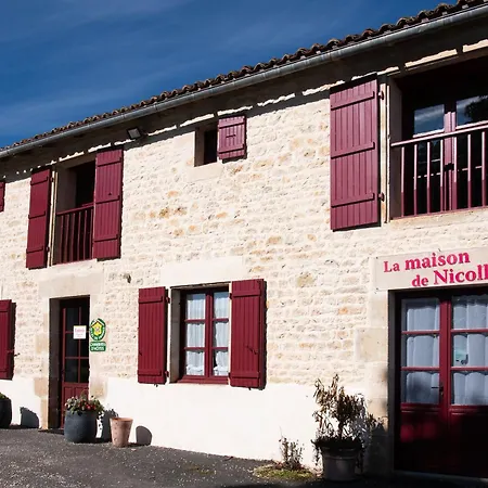 Chambres D'hotes Du Puy D'anche Sauzé-Vaussais